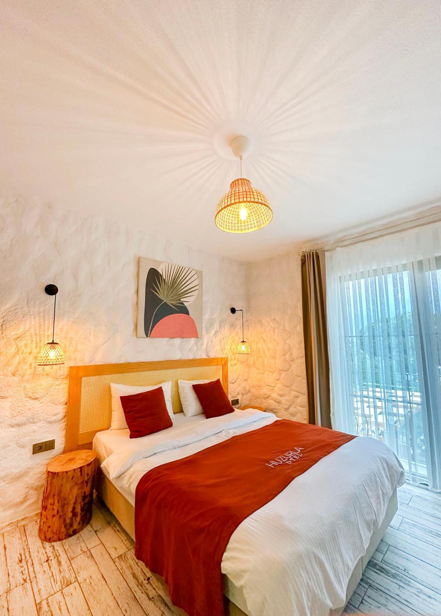 Huzurla Otel Измир Екстериор снимка